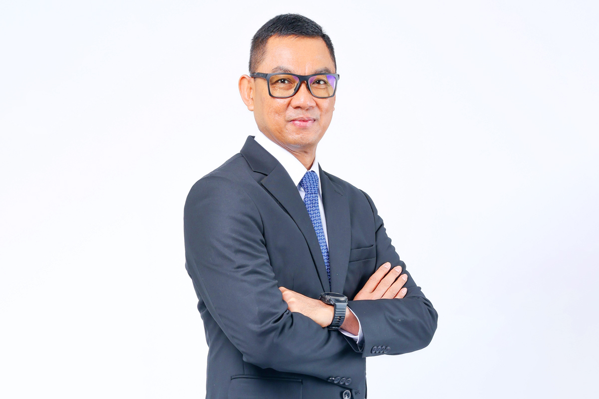 Dirut PLN, Darmawan Prasodjo, Ph.D